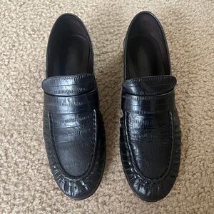 BRAND NEW Tony Bianco Gatsby Loafer - Black Anguille - Women’s Size 7